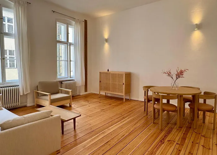 Stylish Flat In Prime Location Apartment